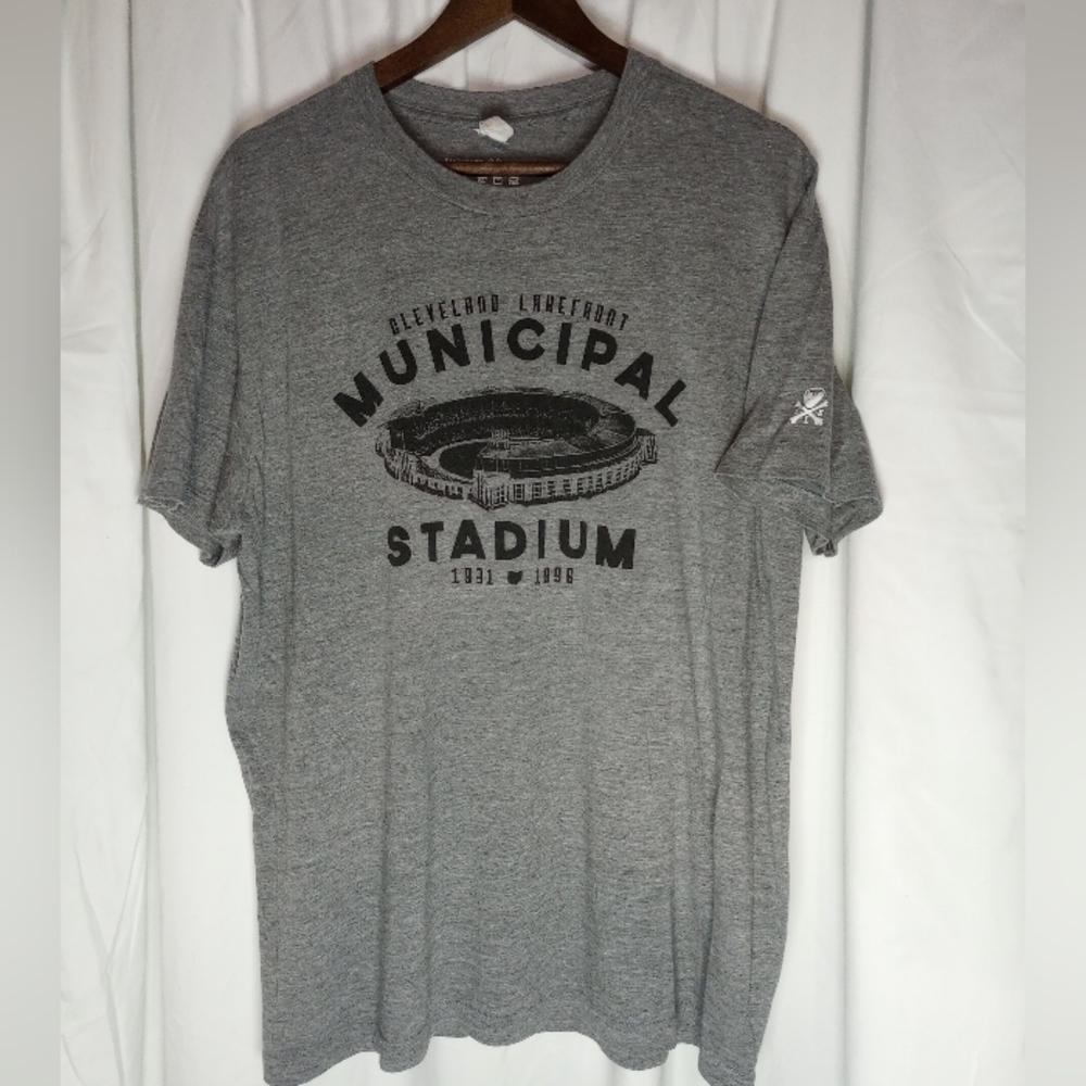 XL Cleveland Lakefront Municipal Stadium Browns Indians Shirt Sports Game Day